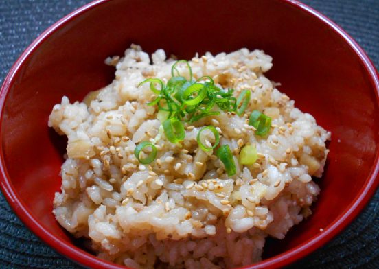 牛そぼろとごぼうの炊き込みご飯